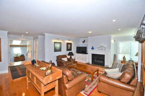 Photo of property in 22 Muncaster Road, Snells Beach, 0920