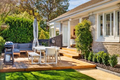 Photo of property in 22 Hunters Hill, Havelock North, 4130