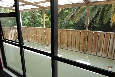 Photo of property in 24 Beaudine Avenue, Glenfield, Auckland, 0629