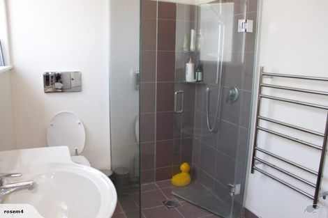 Photo of property in 43 Kensington Avenue, Petone, Lower Hutt, 5012