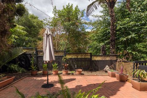 Photo of property in 70 Grand Vue Road, Kawaha Point, Rotorua, 3010
