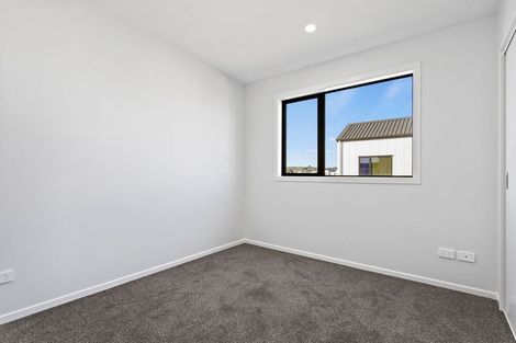 Photo of property in 48 Clayden Shuttleworth Street, Papakura, 2110