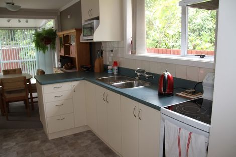 Photo of property in 10 Aztec Place, Redwood, Christchurch, 8051