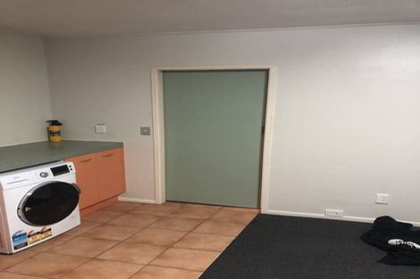 Photo of property in 10/52 Russell Terrace, Berhampore, Wellington, 6023