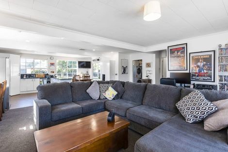 Photo of property in 67 Donovan Road, Paraparaumu Beach, Paraparaumu, 5032