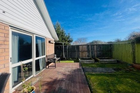 Photo of property in 1/11 Hollyford Avenue, Bryndwr, Christchurch, 8053