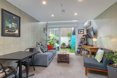 Photo of property in Canvas Apartments, 3/307 Willis Street, Te Aro, Wellington, 6011