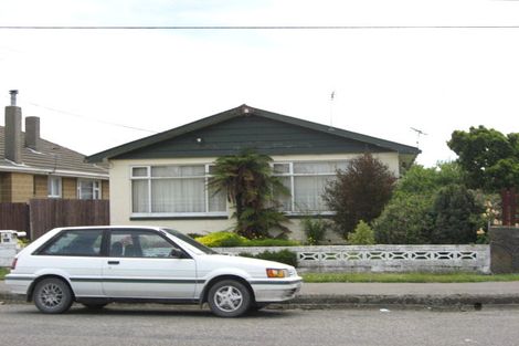 Photo of property in 2/42a Heathcote Street, Woolston, Christchurch, 8023