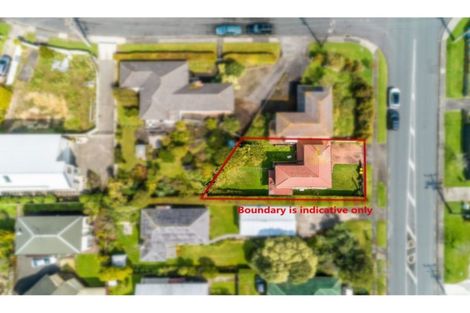 Photo of property in 2/66 Ocean View Road, Northcote, Auckland, 0627