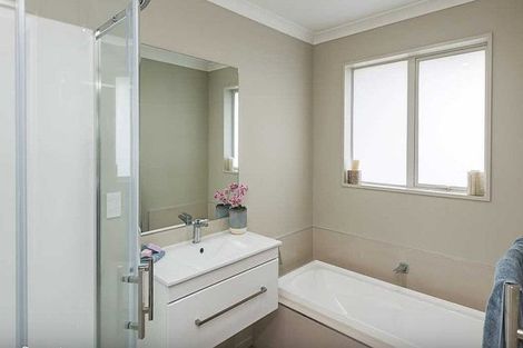 Photo of property in 34 Winfield Drive, Wigram, Christchurch, 8042