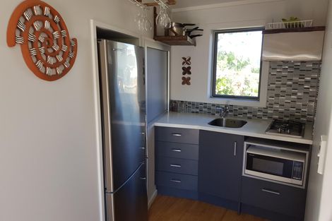 Photo of property in 11 Motutara Road, Oakura, Hikurangi, 0184