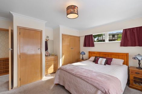 Photo of property in 1 Glen Street, Levin, 5510