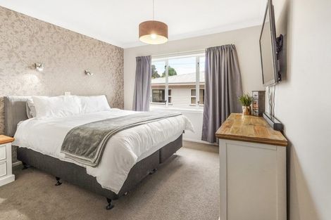 Photo of property in 19 Bolmuir Road, Forest Lake, Hamilton, 3200