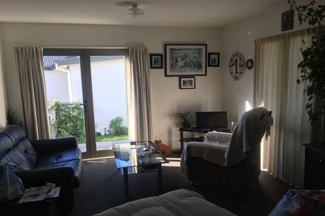 Photo of property in 48 Silvester Street, Woolston, Christchurch, 8023