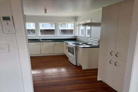 Photo of property in 10 Holden Place, Manukau, Auckland, 2025