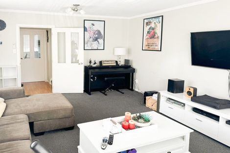 Photo of property in 2/11 Bencard Place, Hoon Hay, Christchurch, 8025