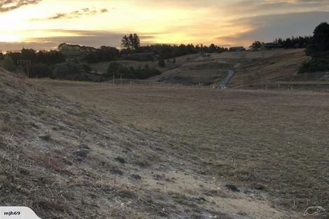 Photo of property in 12 Shirtcliff Lane, Redwood Valley, Richmond, 7081