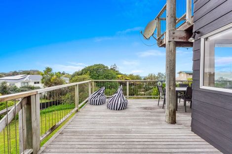 Photo of property in 43 Cumberland Street, Leigh, 0985