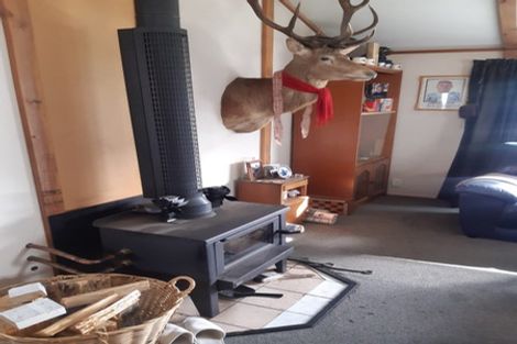 Photo of property in 54 York Street, Picton, 7220