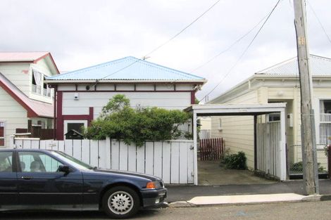 Photo of property in 10 Cardall Street, Newtown, Wellington, 6021