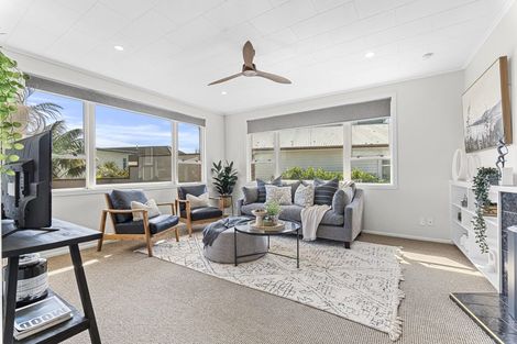 Photo of property in 15 Mclean Street, Strandon, New Plymouth, 4312