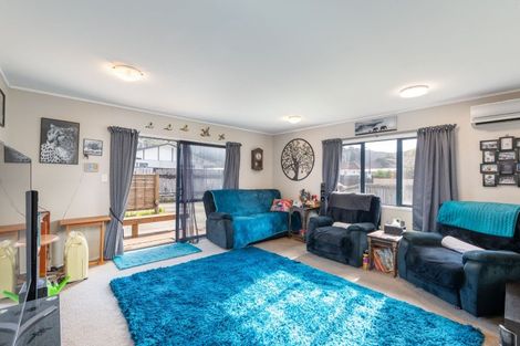 Photo of property in 1/4 Ipswich Grove, Wainuiomata, Lower Hutt, 5014