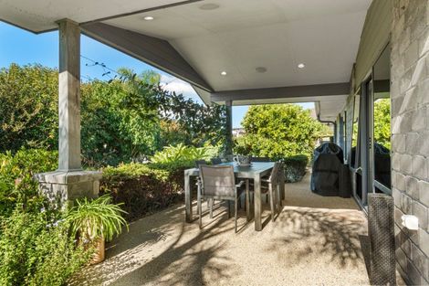 Photo of property in 13 Parkland Rise, Omokoroa, 3114