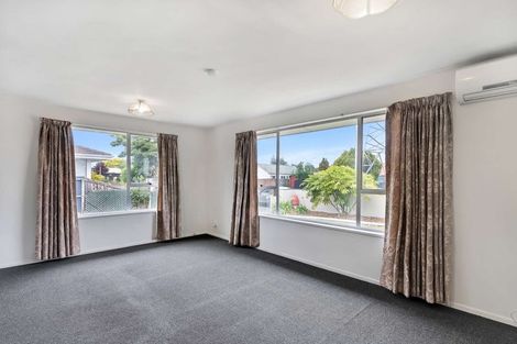 Photo of property in 62 Denise Crescent, Hornby, Christchurch, 8042