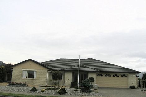 Photo of property in 4 Takahe Drive, Paraparaumu Beach, Paraparaumu, 5032