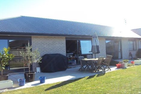 Photo of property in 6 Raupo Place, Rototuna North, Hamilton, 3210