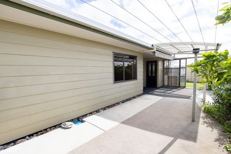 Photo of property in 1a-5d Hale Place, Ngatea, 3503