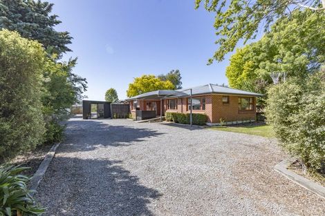 Photo of property in 104 Main North Road, Woodend, 7610