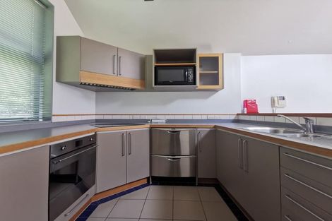 Photo of property in 52c Hawker Street, Mount Victoria, Wellington, 6011