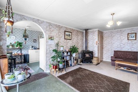 Photo of property in 7 Watt Road, Otatara, Invercargill, 9879