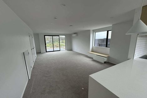 Photo of property in 38 Turtleback Avenue, Whitby, 5024