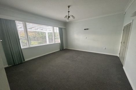 Photo of property in 86 Florence Avenue, Palmerston North, 4414