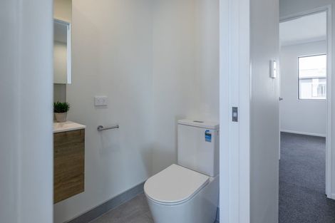 Photo of property in 8/25 Jabuka Street, Glen Eden, Auckland, 0602