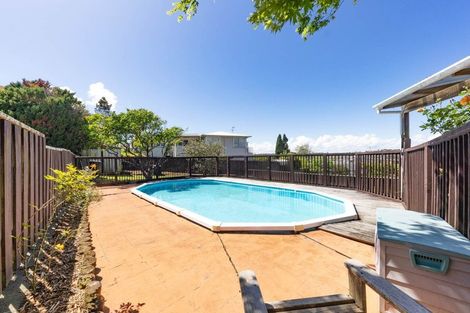 Photo of property in 15 Pasteur Place, New Windsor, Auckland, 0600