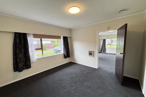 Photo of property in 18 Mcleod Road, Weymouth, Auckland, 2103