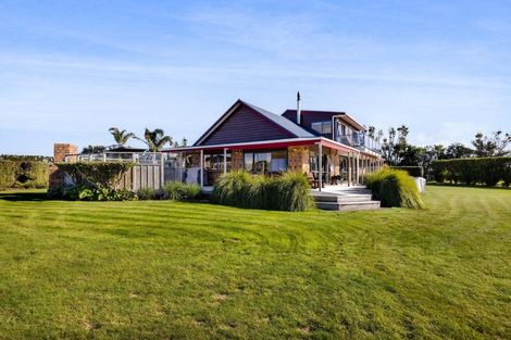 Photo of property in 957 Main Road North, Onaero, Waitara, 4383