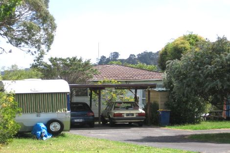 Photo of property in 2/29 Dakota Avenue, Beach Haven, Auckland, 0626