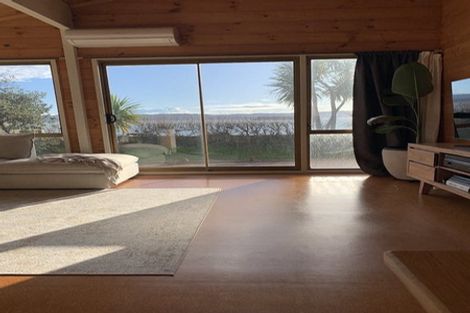 Photo of property in 251 Marine Parade, Eastbourne, Lower Hutt, 5013