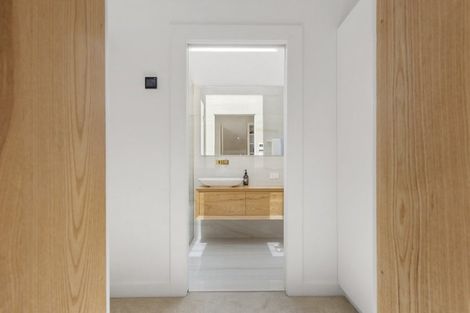 Photo of property in 9 Shirley Road, Grey Lynn, Auckland, 1021