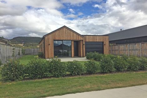Photo of property in 6 Glen Dene Crescent, Wanaka, 9305