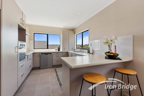 Photo of property in 3/7 Lynngate Place, Hillcrest, Auckland, 0627