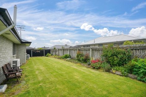 Photo of property in 19 Dallard Way, Waikiwi, Invercargill, 9810