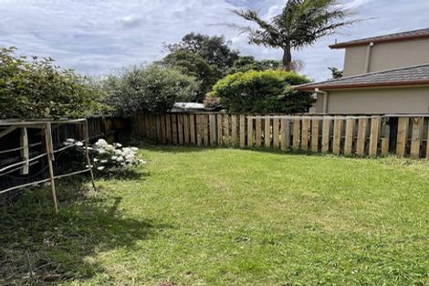 Photo of property in 2/3 Seine Road, Forrest Hill, Auckland, 0620