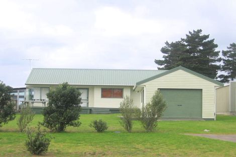 Photo of property in 548 Matarangi Drive, Matarangi, Whitianga, 3592