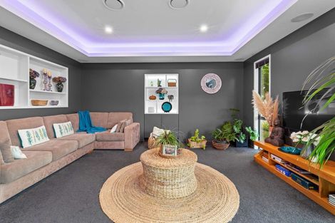 Photo of property in 20 Mcneish Place, Pokeno, 2402