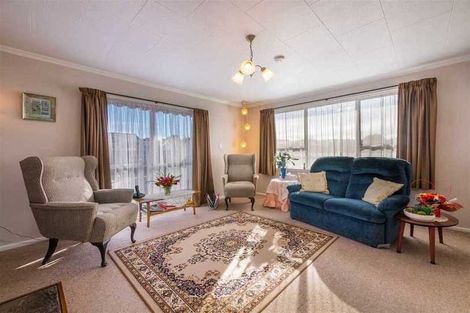 Photo of property in 142 Springs Road, Hornby, Christchurch, 8042